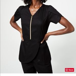Extra small black jaanuu scrub top